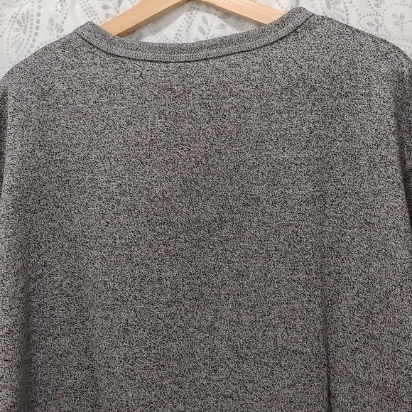 Divided by H&M sweatshirt grey size medium - Picture 5 of 5